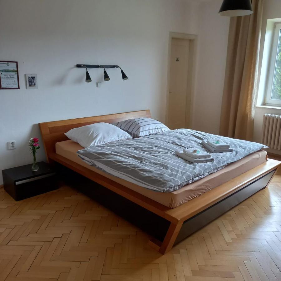 Vila Hesha Apartment Cesky Krumlov Bagian luar foto